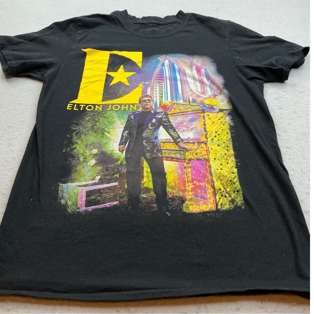 Elton John Farewell Yellow Brick Road 2022 Concert T-Shirt Black Medium Tour Tee